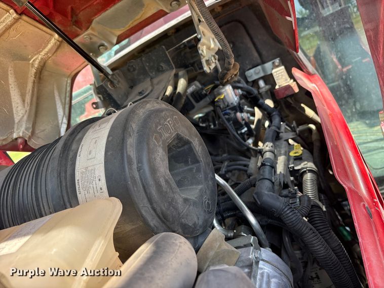 image for item ET0101 2019 Case IH Farmall 120C MFWD tractor