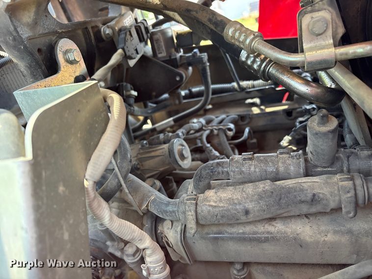 image for item ET0101 2019 Case IH Farmall 120C MFWD tractor