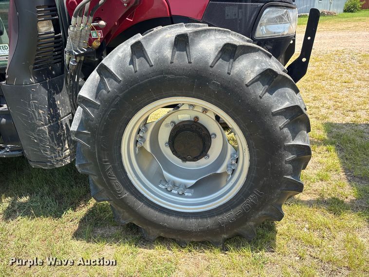 image for item ET0101 2019 Case IH Farmall 120C MFWD tractor