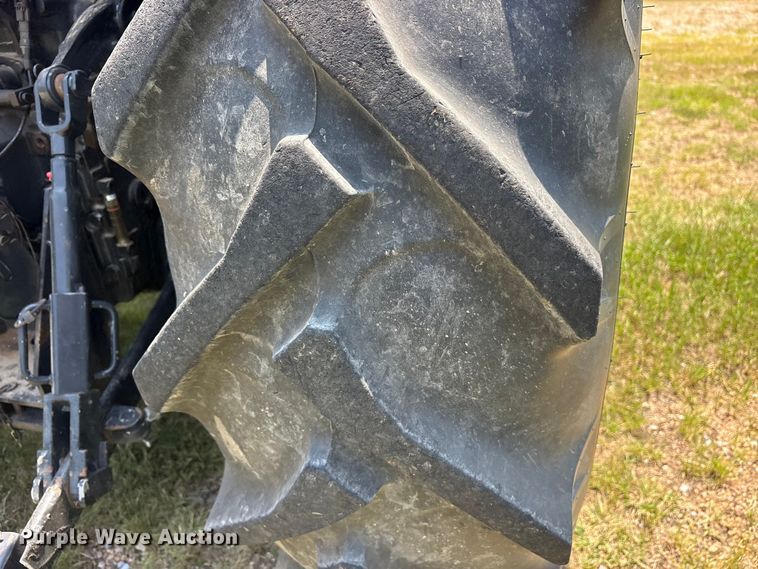 image for item ET0101 2019 Case IH Farmall 120C MFWD tractor