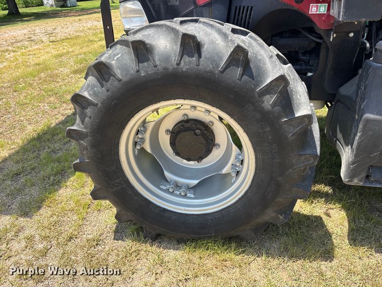 image for item ET0101 2019 Case IH Farmall 120C MFWD tractor