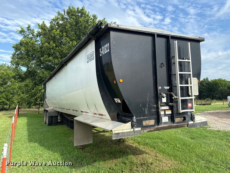 image for item ET6398 2015 Aulick 4270542 live bottom trailer