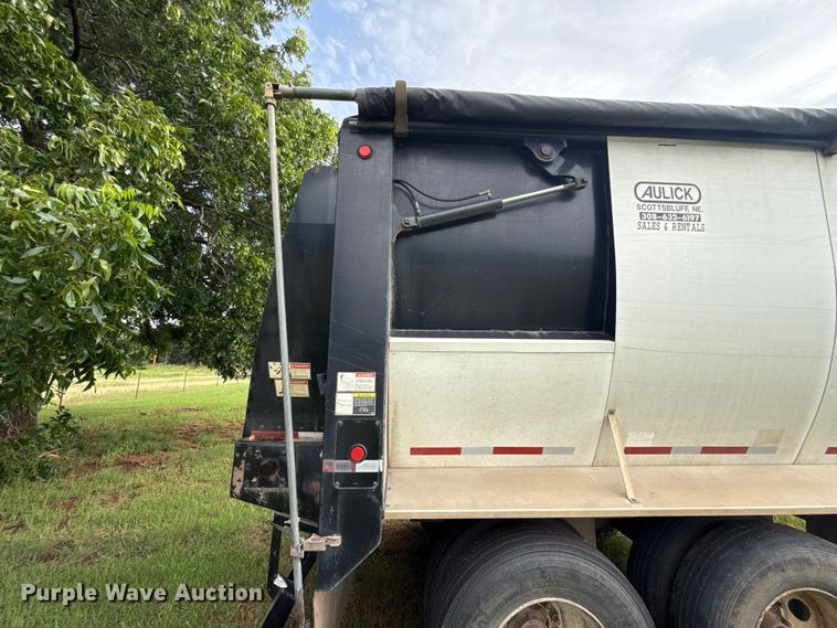image for item ET6398 2015 Aulick 4270542 live bottom trailer