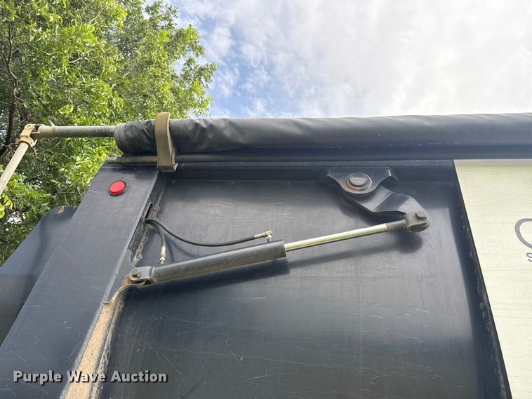 image for item ET6398 2015 Aulick 4270542 live bottom trailer