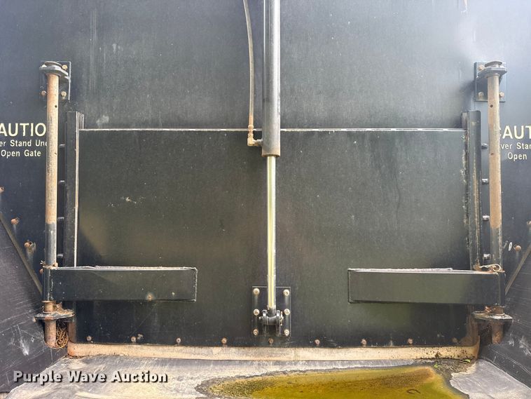 image for item ET6398 2015 Aulick 4270542 live bottom trailer