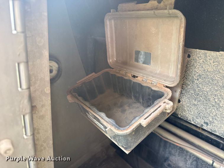 image for item ET6398 2015 Aulick 4270542 live bottom trailer