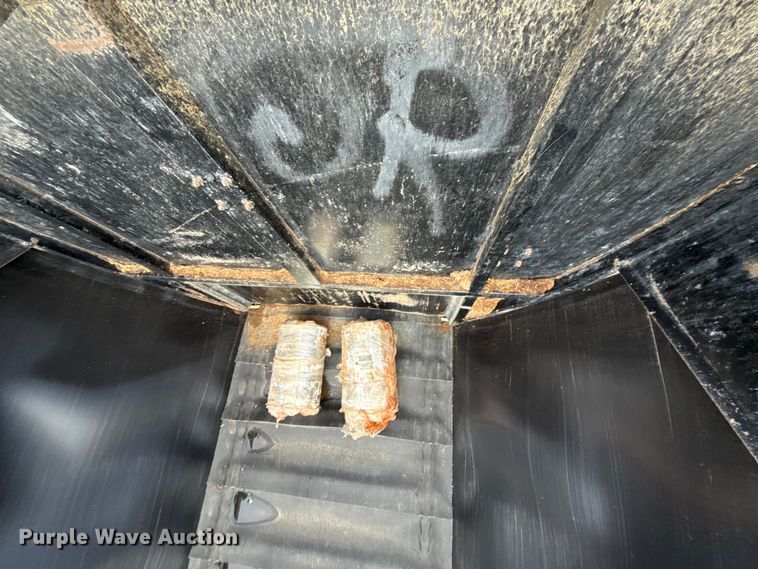 image for item ET6398 2015 Aulick 4270542 live bottom trailer
