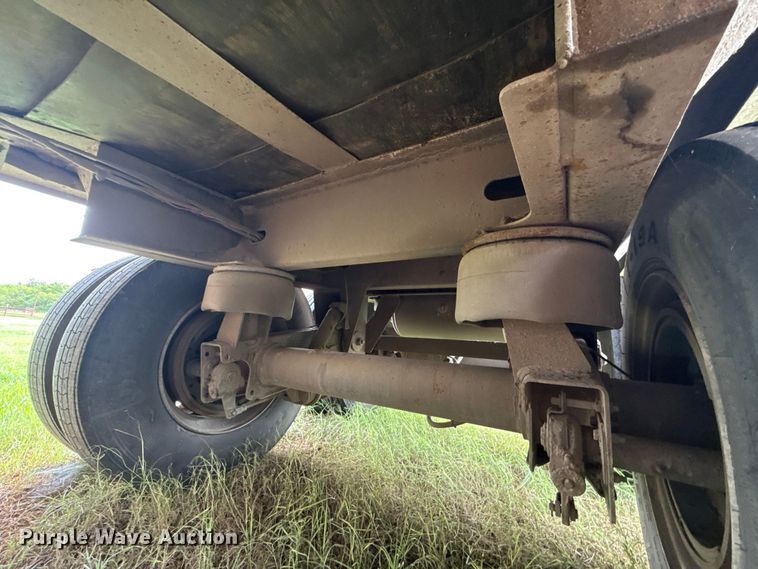 image for item ET6398 2015 Aulick 4270542 live bottom trailer