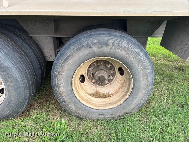 image for item ET6398 2015 Aulick 4270542 live bottom trailer