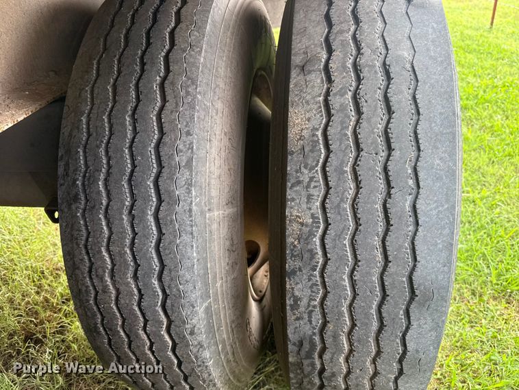 image for item ET6398 2015 Aulick 4270542 live bottom trailer