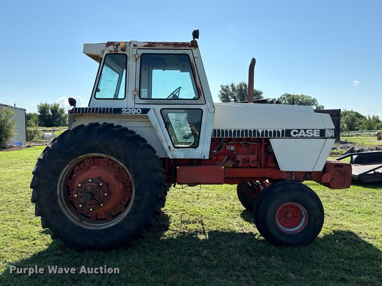 image for item ET6437 1979 Case 2390 tractor