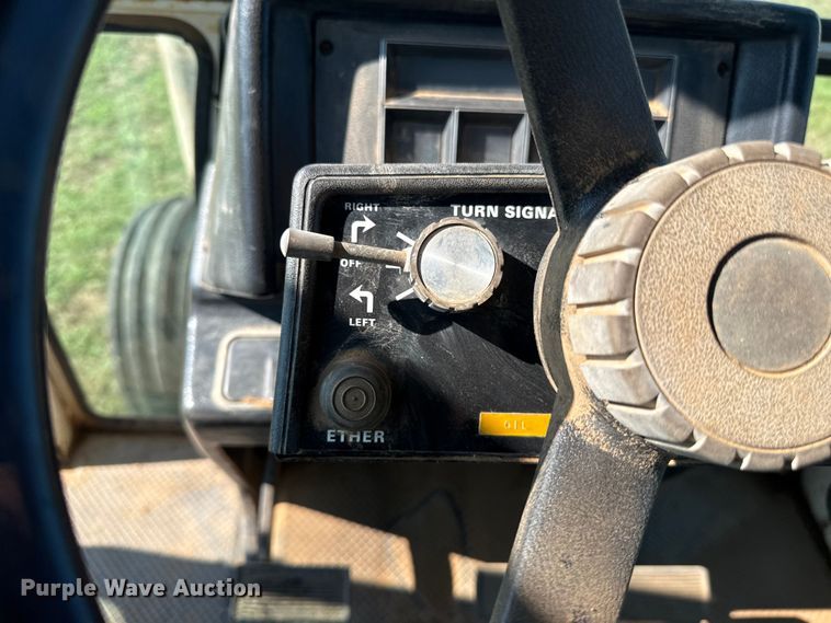 image for item ET6437 1979 Case 2390 tractor