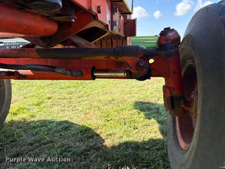 image for item ET6437 1979 Case 2390 tractor