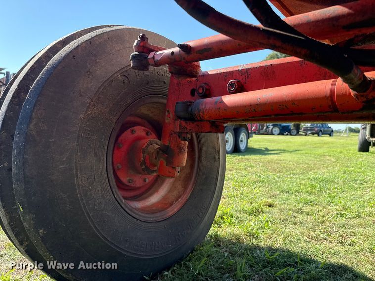 image for item ET6437 1979 Case 2390 tractor