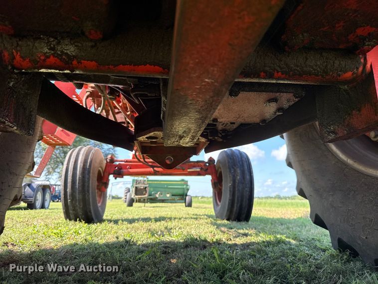 image for item ET6437 1979 Case 2390 tractor
