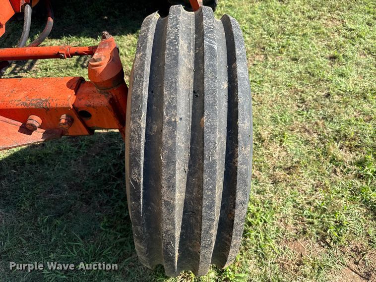 image for item ET6437 1979 Case 2390 tractor