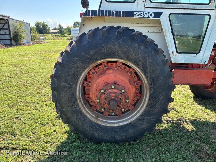 image for item ET6437 1979 Case 2390 tractor