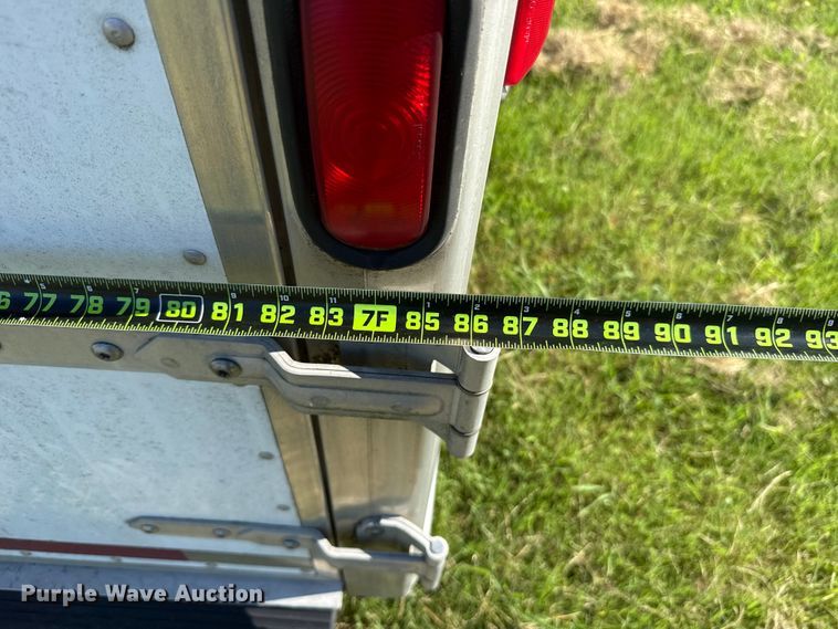 image for item ET6467 2002 Exxiss GNH-726 livestock trailer