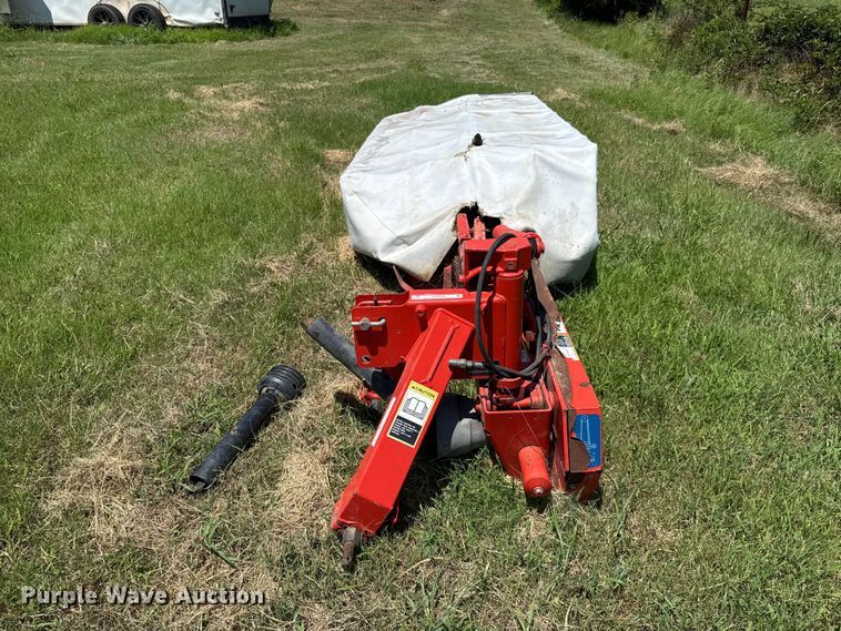 image for item ET6468 2013 Kuhn GMD700GII HD disc mower