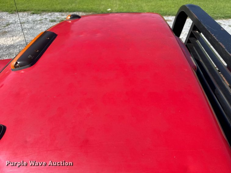 image for item ET6474 2002 GMC Sierra 2500HD bale bed pickup truck