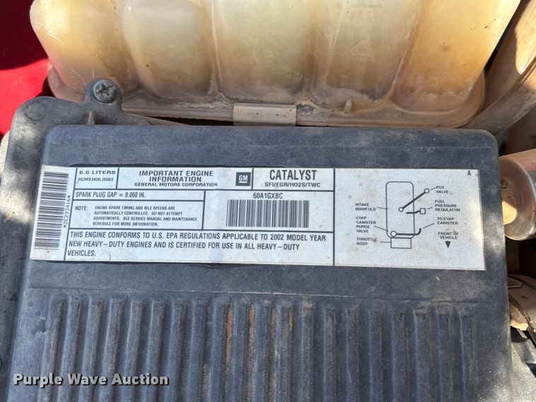 image for item ET6474 2002 GMC Sierra 2500HD bale bed pickup truck