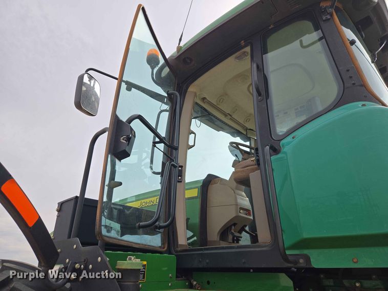 image for item EW0423 2013 John Deere 9360R 4WD tractor