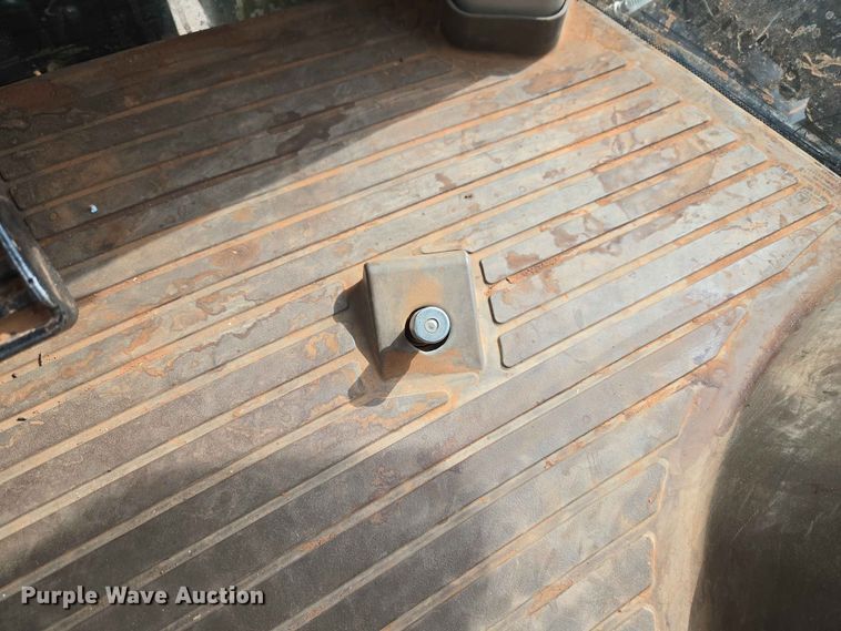 image for item EW0423 2013 John Deere 9360R 4WD tractor