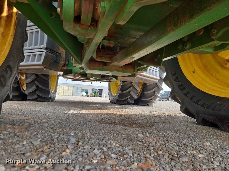 image for item EW0423 2013 John Deere 9360R 4WD tractor