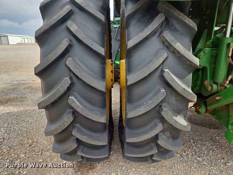 image for item EW0423 2013 John Deere 9360R 4WD tractor