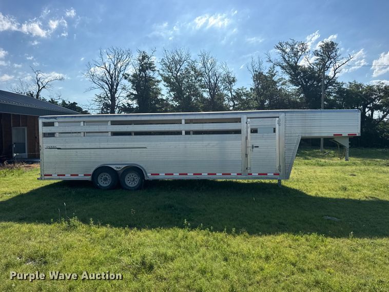 image for item EW4961 2022 Hillsboro Industries Hillsboro Industries livestock trailer