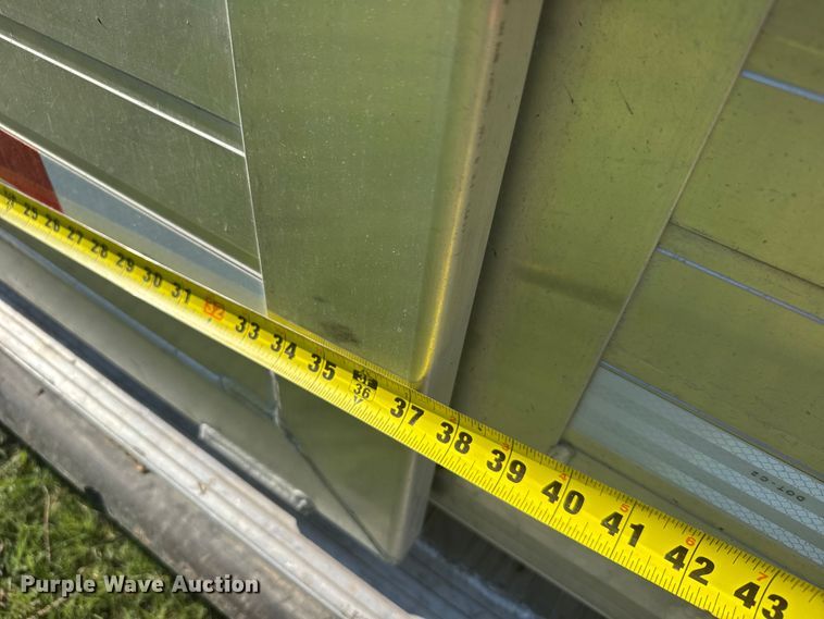 image for item EW4961 2022 Hillsboro Industries Hillsboro Industries livestock trailer