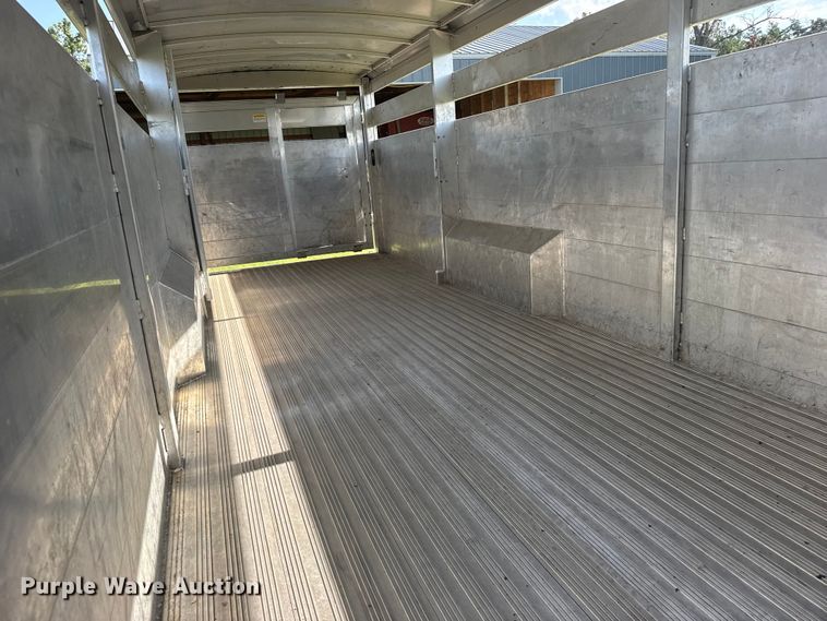 image for item EW4961 2022 Hillsboro Industries Hillsboro Industries livestock trailer