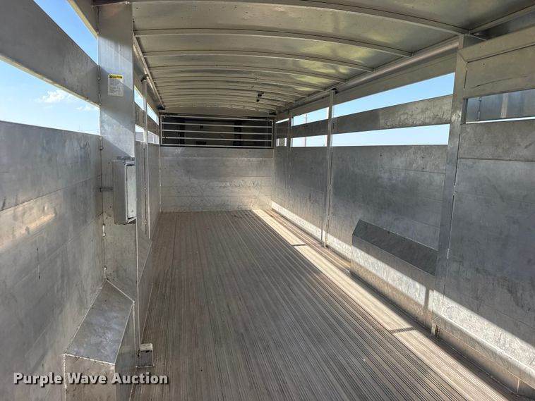 image for item EW4961 2022 Hillsboro Industries Hillsboro Industries livestock trailer