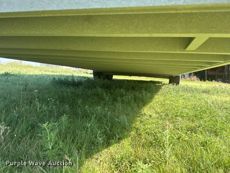 image for item EW4961 2022 Hillsboro Industries Hillsboro Industries livestock trailer