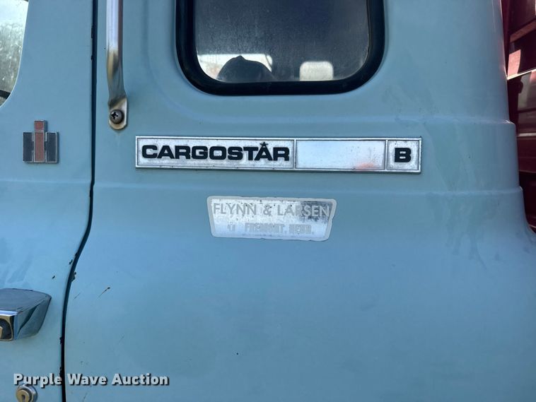 image for item EW4967 1976 International Cargostar grain truck