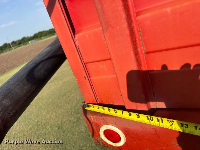 image for item EW4967 1976 International Cargostar grain truck