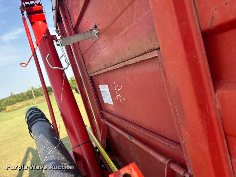 image for item EW4967 1976 International Cargostar grain truck
