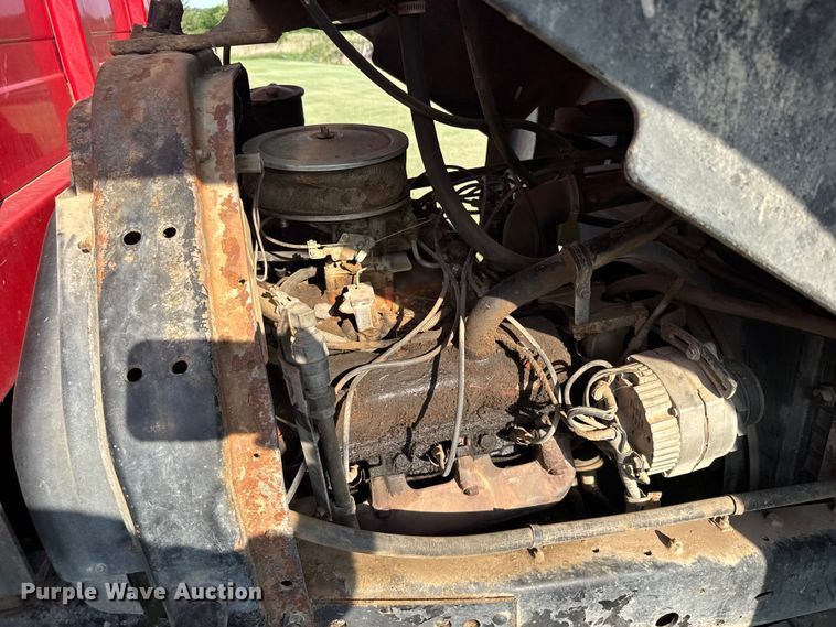 image for item EW4967 1976 International Cargostar grain truck