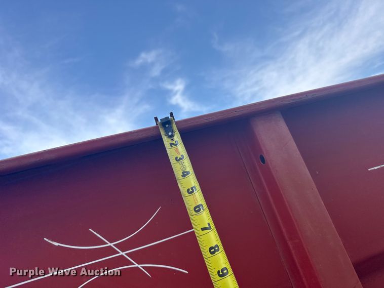 image for item EW4968 1976 International Loadstar grain truck
