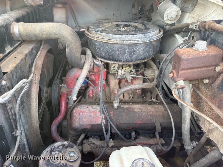 image for item EW4968 1976 International Loadstar grain truck