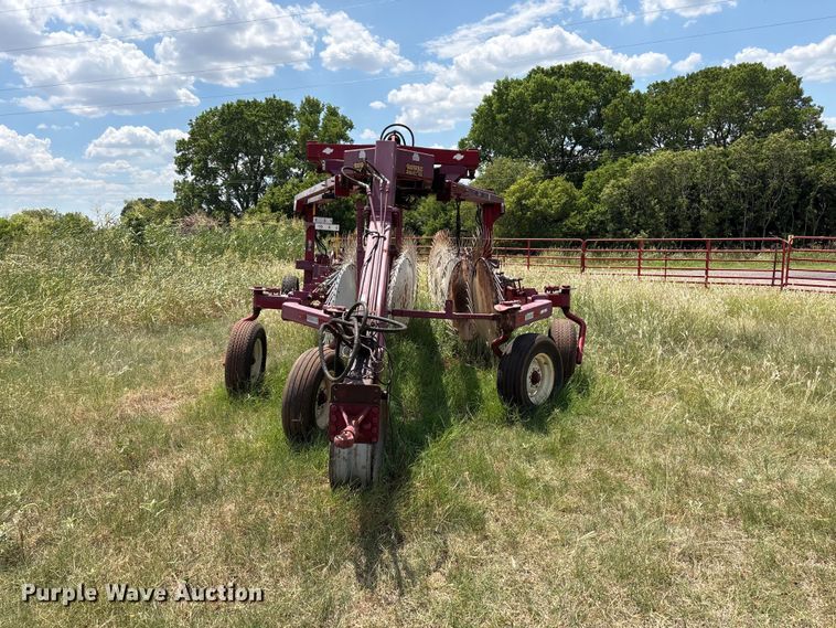 image for item EW8999 2015 Rowse hay rake
