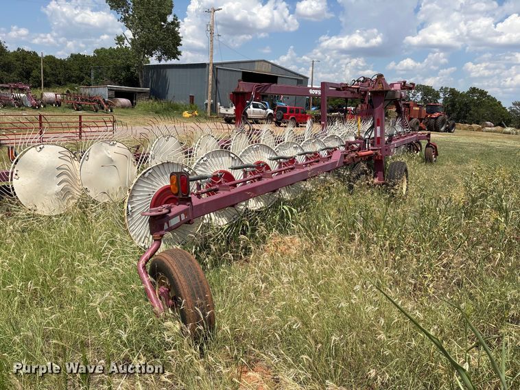 image for item EW8999 2015 Rowse hay rake