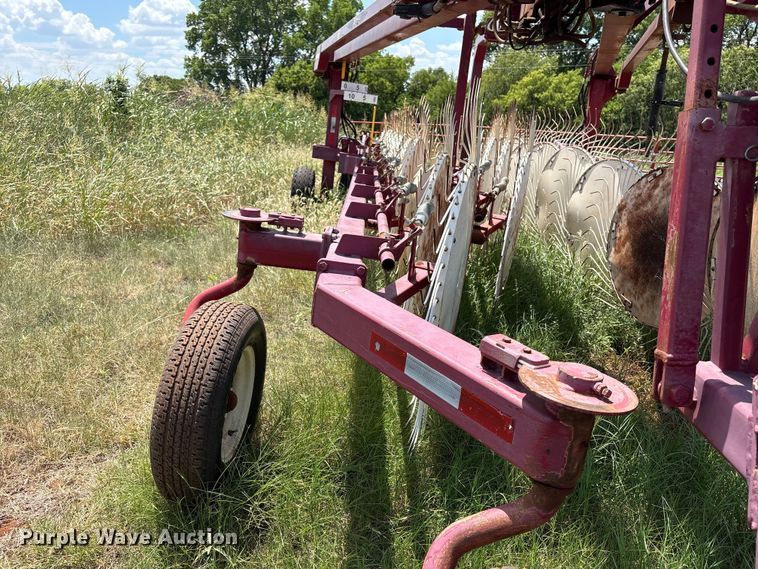 image for item EW8999 2015 Rowse hay rake