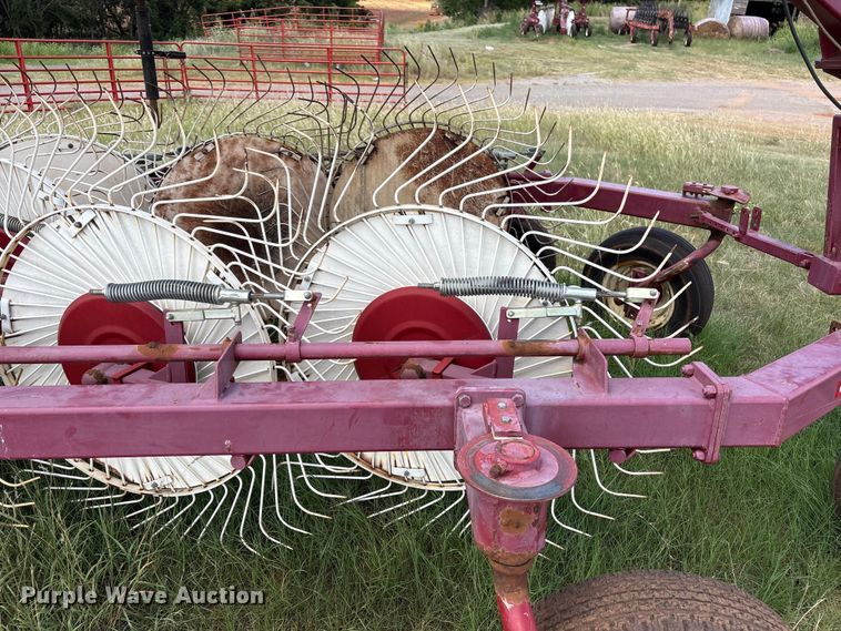 image for item EW8999 2015 Rowse hay rake