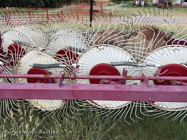 image for item EW8999 2015 Rowse hay rake