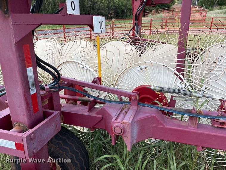 image for item EW8999 2015 Rowse hay rake