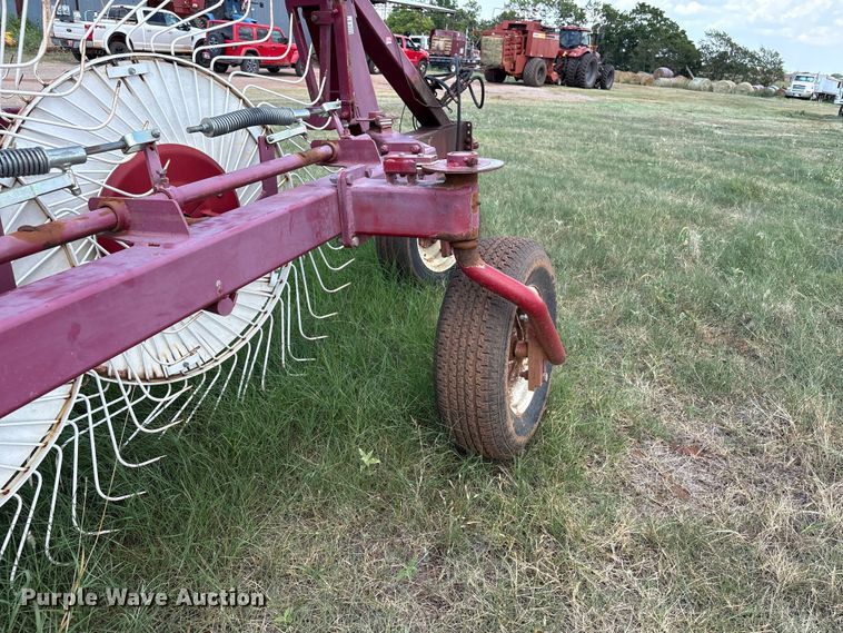 image for item EW8999 2015 Rowse hay rake
