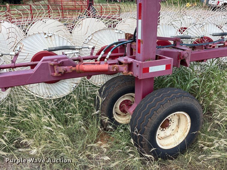 image for item EW8999 2015 Rowse hay rake