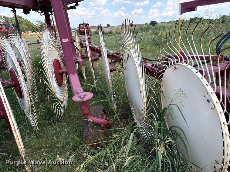 image for item EW8999 2015 Rowse hay rake