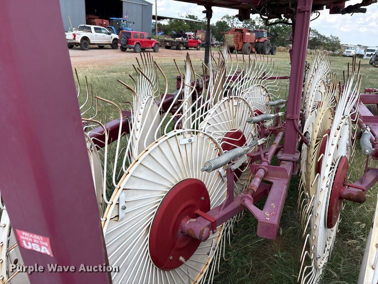 image for item EW8999 2015 Rowse hay rake